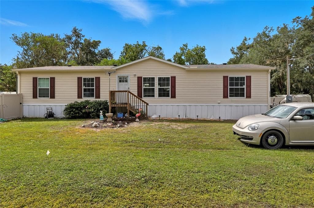 39508 BAY AVENUE ZEPHYRHILLS, FL 33540
