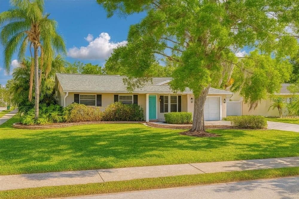 1501 WISCONSIN AVENUE PALM HARBOR, FL 34683