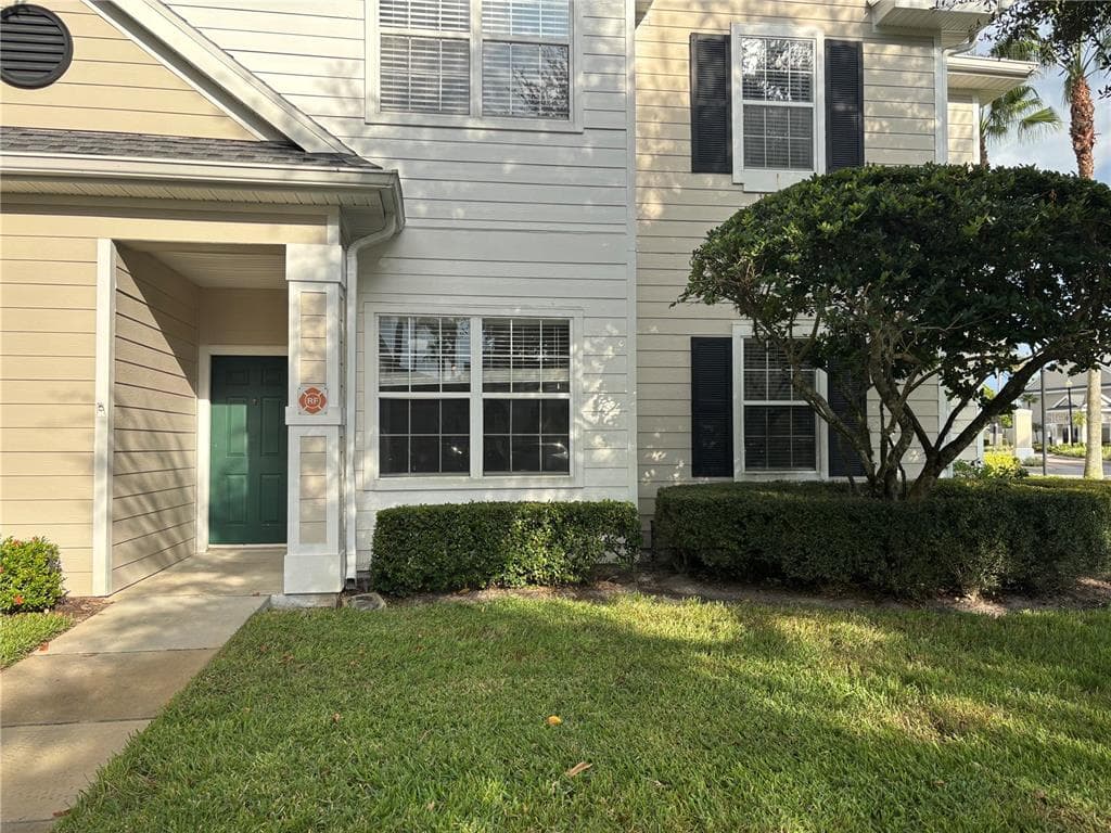 112 SOUTHERN PECAN CIRCLE UNIT 102 WINTER GARDEN, FL 34787