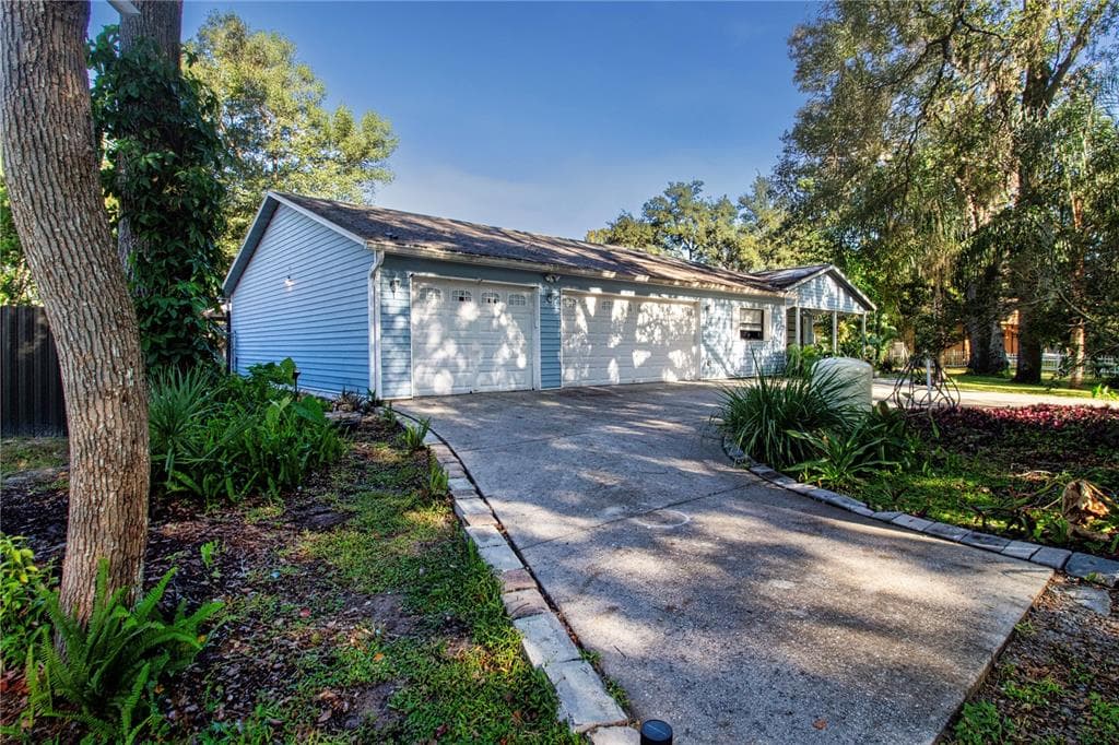 149 ROOSEVELT AVENUE BROOKSVILLE, FL 34604