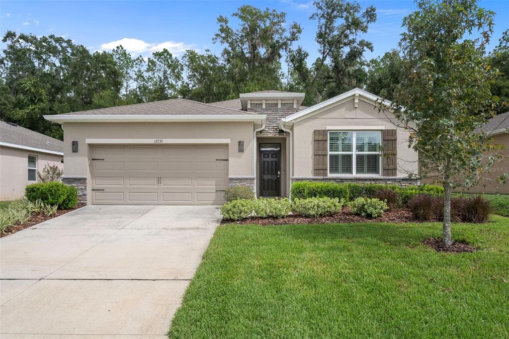12735 EASTPOINTE DRIVE