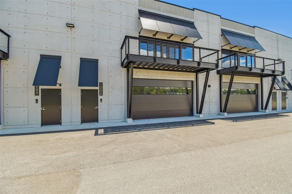 6500 MOTOR ENCLAVE WAY UNIT 1206 TAMPA, FL 33610