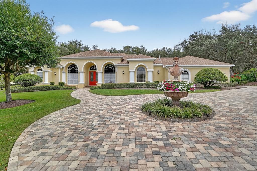 397 W CHASE STREET HERNANDO, FL 34442