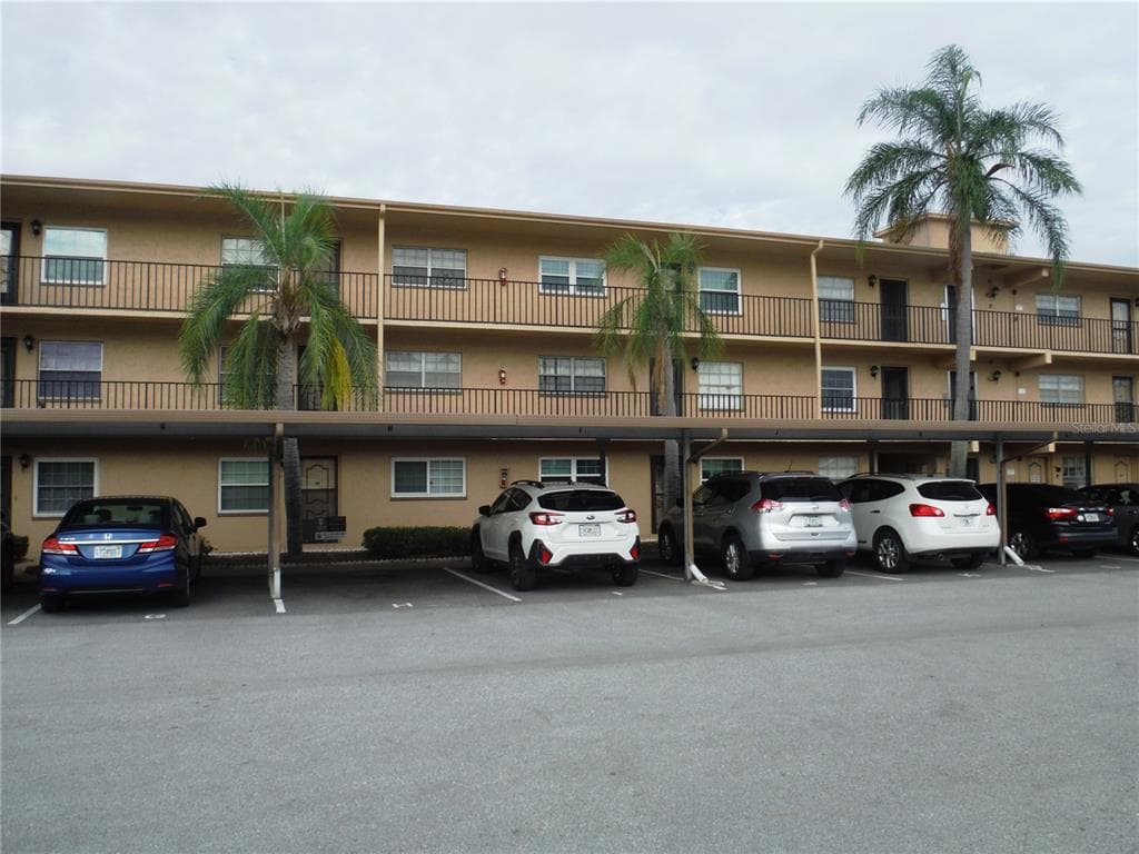 1370 HEATHER RIDGE BOULEVARD UNIT 104 DUNEDIN, FL 34698