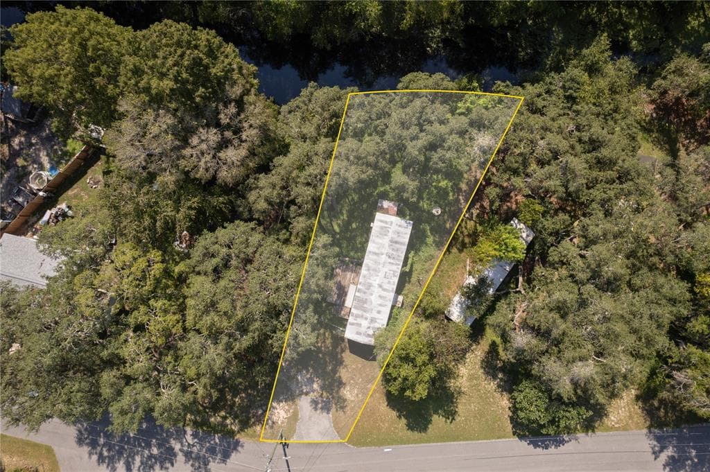 11776 E CARDINAL PLACE FLORAL CITY, FL 34436