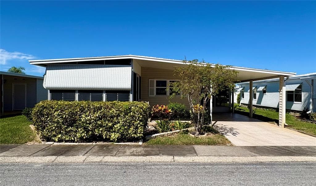 203 RED MAPLE DRIVE PALM HARBOR, FL 34684