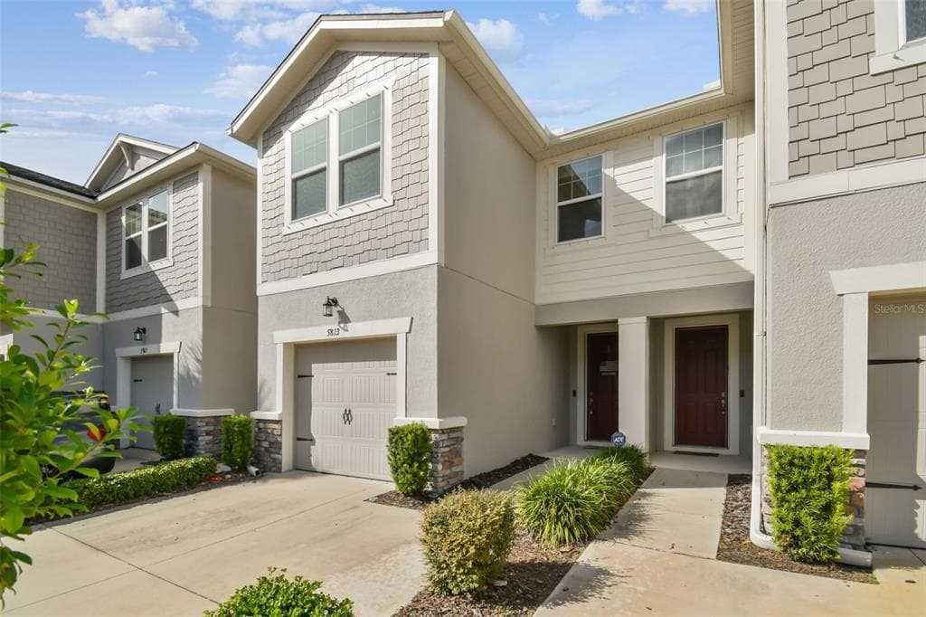 5813 GRAND SONATA AVENUE LUTZ, FL 33558