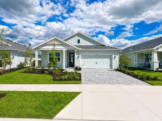 44931 KELSA ANNE LOOP