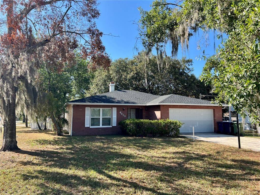 4913 E LIBERTY STREET TAMPA, FL 33617