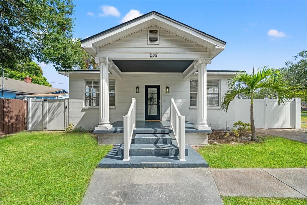 205 N WESTLAND AVENUE TAMPA, FL 33606