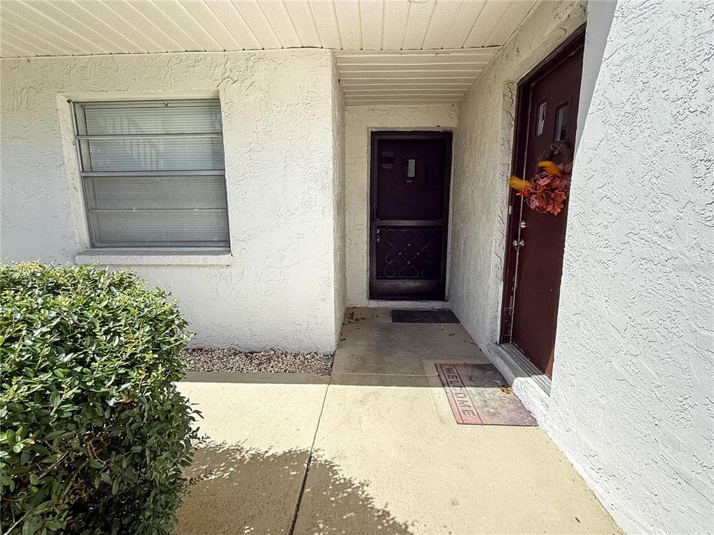 7560 92ND STREET UNIT 106B SEMINOLE, FL 33777