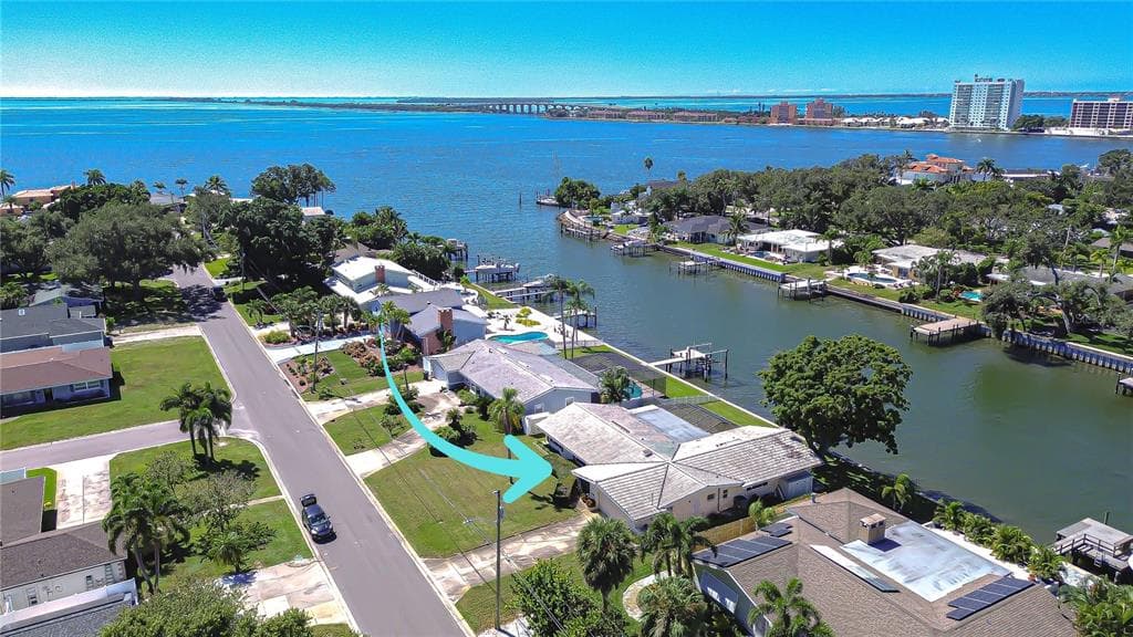 6747 28TH STREET S ST PETERSBURG, FL 33712