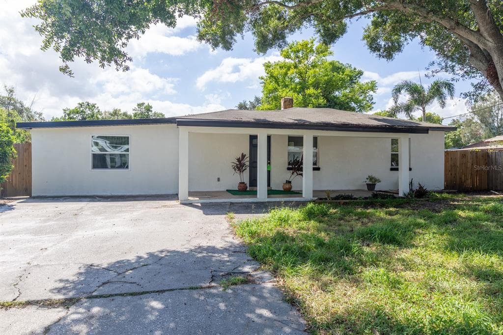 3410 W ROGERS AVENUE TAMPA, FL 33611