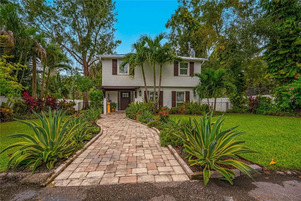 8020 SHARON DRIVE