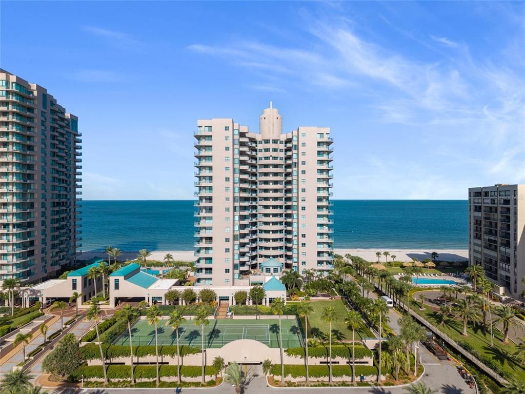 1520 GULF BOULEVARD UNIT 702 CLEARWATER BEACH, FL 33767