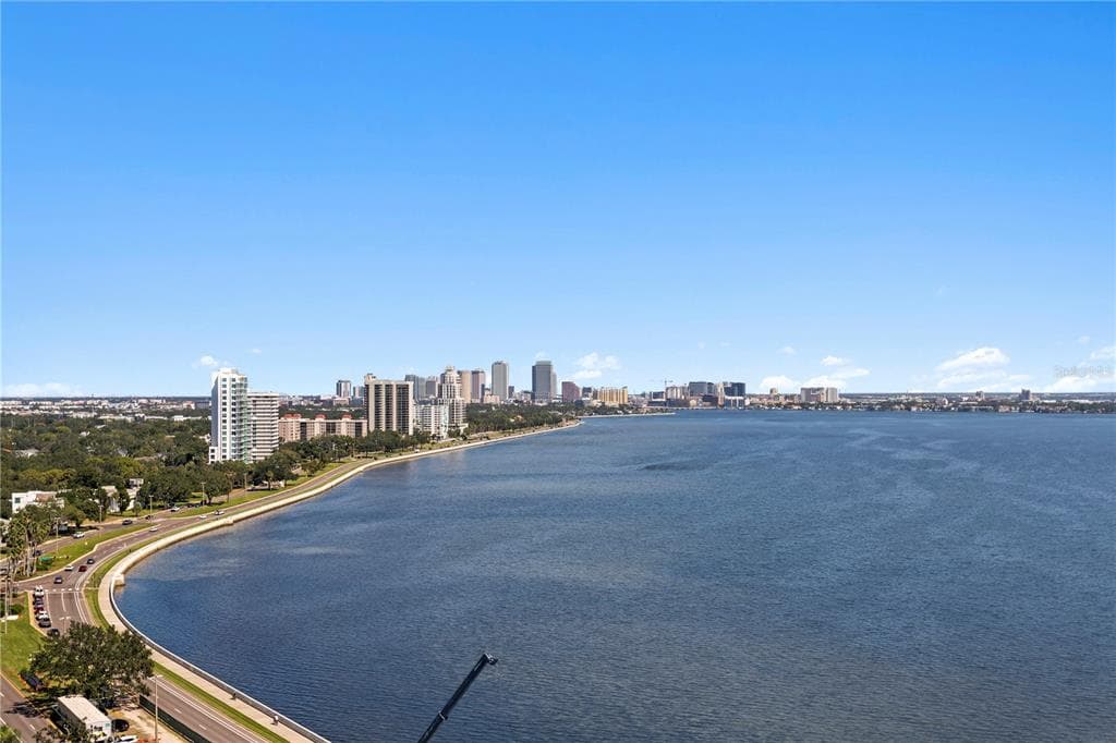 3301 BAYSHORE BOULEVARD UNIT 2104D TAMPA, FL 33629