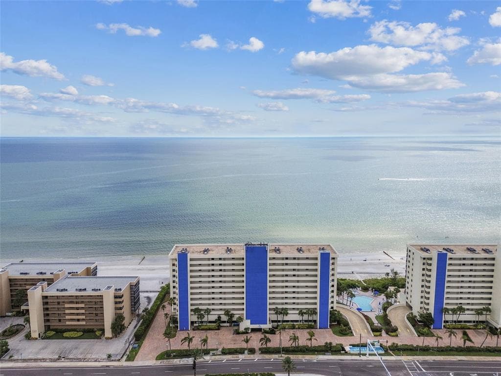 14950 GULF BOULEVARD UNIT 404 MADEIRA BEACH, FL 33708
