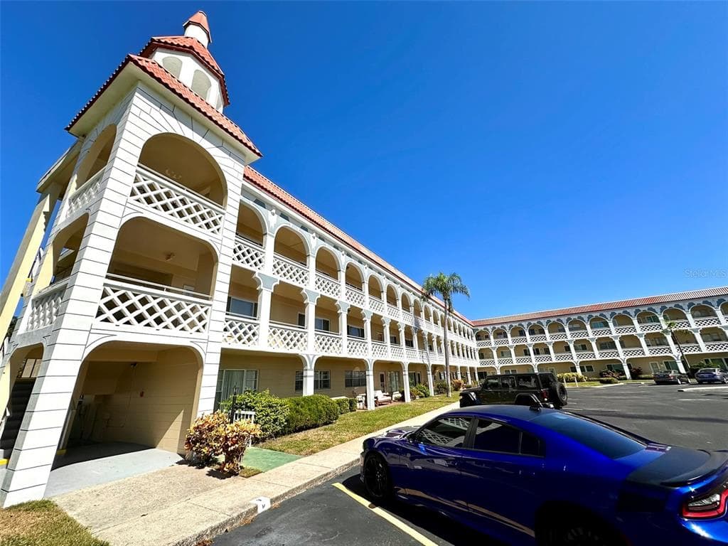 2404 FLORENTINE WAY UNIT 2 CLEARWATER, FL 33763