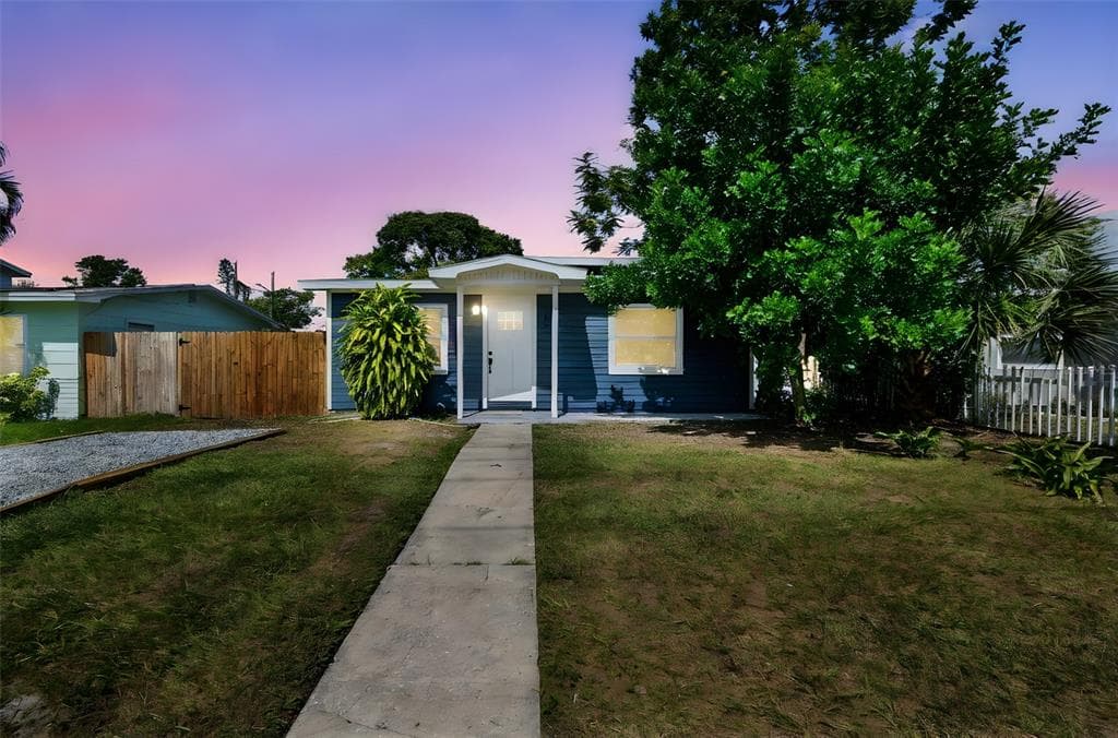 4627 20TH AVENUE S ST PETERSBURG, FL 33711