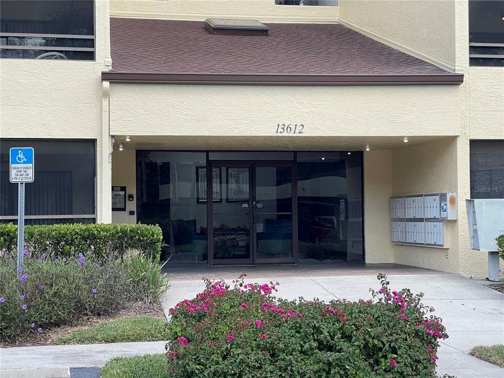 13612 S VILLAGE DRIVE UNIT 108 TAMPA, FL 33618