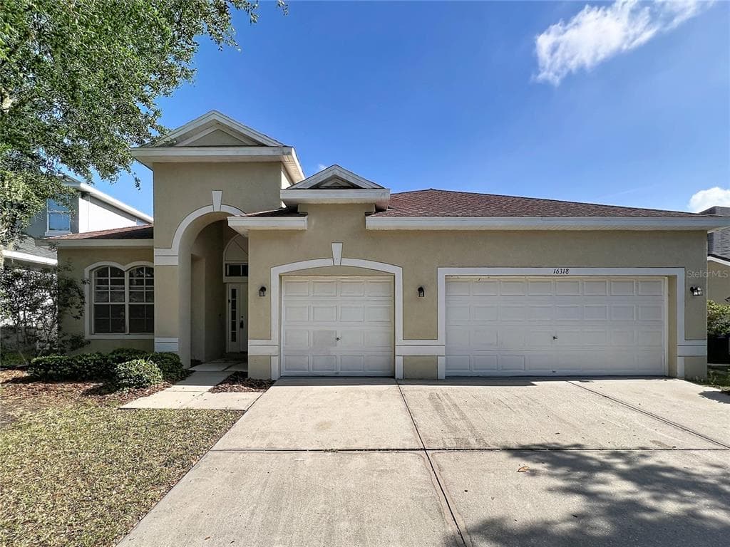 16318 BRIDGELAWN AVENUE LITHIA, FL 33547