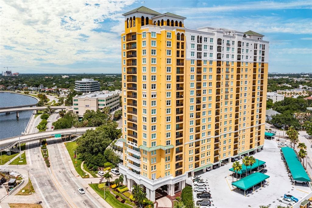 345 BAYSHORE BOULEVARD UNIT 910 TAMPA, FL 33606