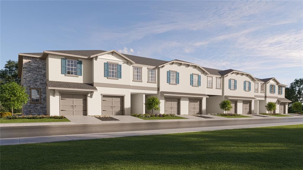 10447 GOLDEN SANDS AVENUE RIVERVIEW, FL 33578
