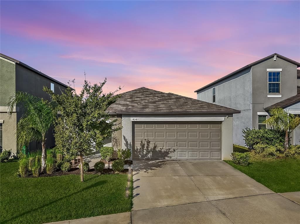 4541 ETERNAL PRINCE DRIVE SUN CITY CENTER, FL 33573