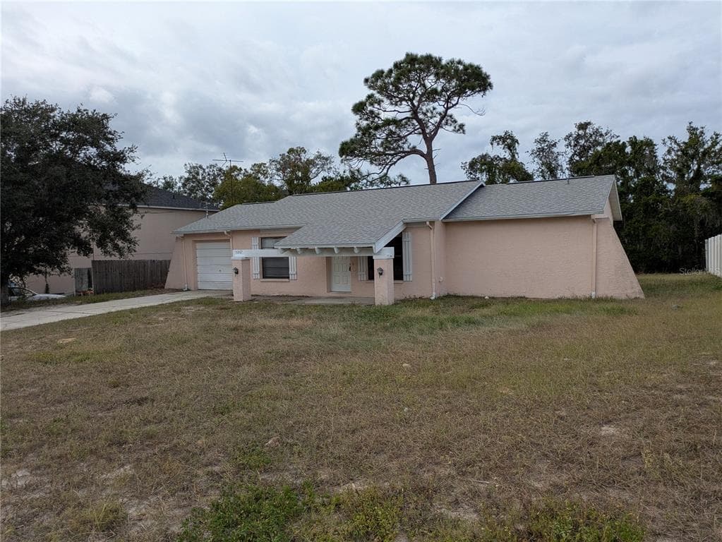 11267 TUSCANNY AVENUE SPRING HILL, FL 34608
