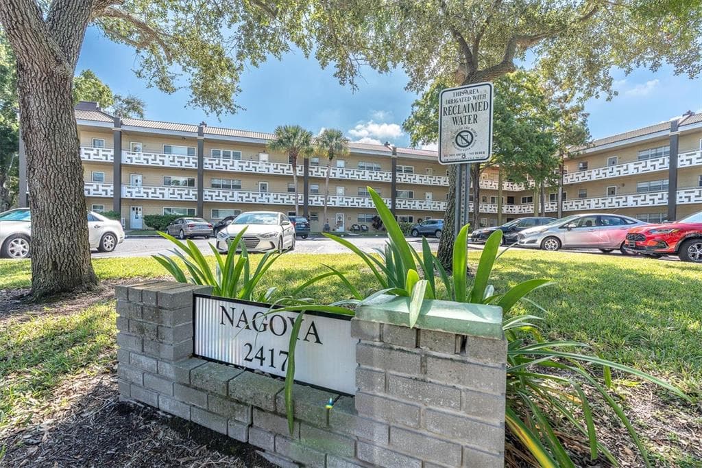2417 PERSIAN DRIVE UNIT 23 CLEARWATER, FL 33763