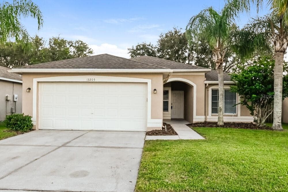 13205 PRESTWICK CREEK DRIVE RIVERVIEW, FL 33579