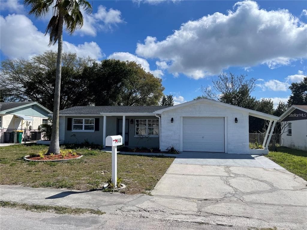 1140 VIKING DRIVE HOLIDAY, FL 34691