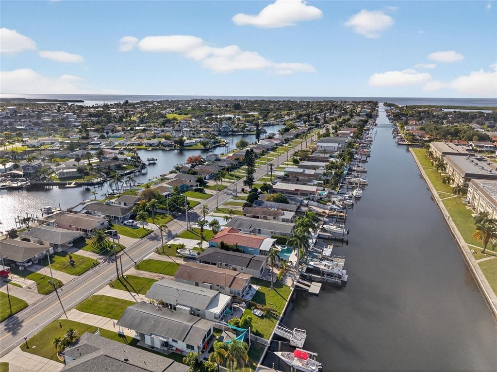 4551 FLORAMAR TERRACE NEW PORT RICHEY, FL 34652