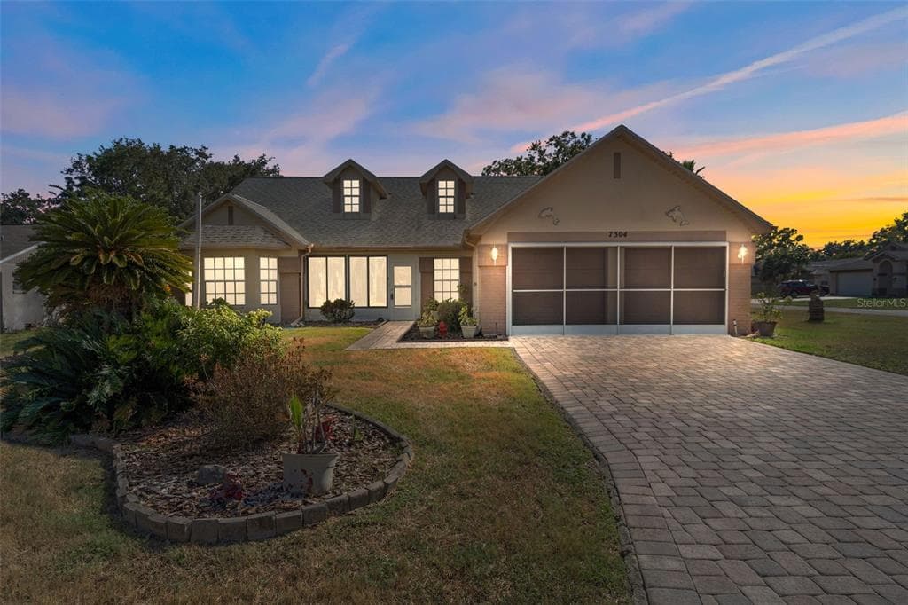 7304 CONE SHELL DRIVE SPRING HILL, FL 34607