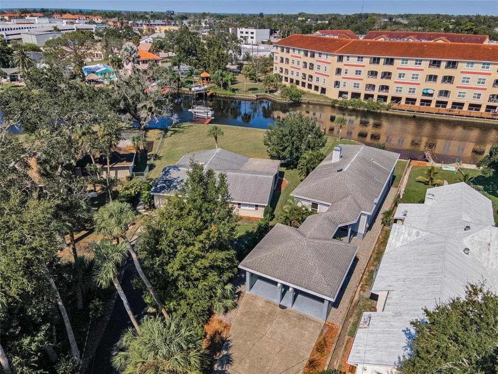 6141 LAFAYETTE STREET NEW PORT RICHEY, FL 34652