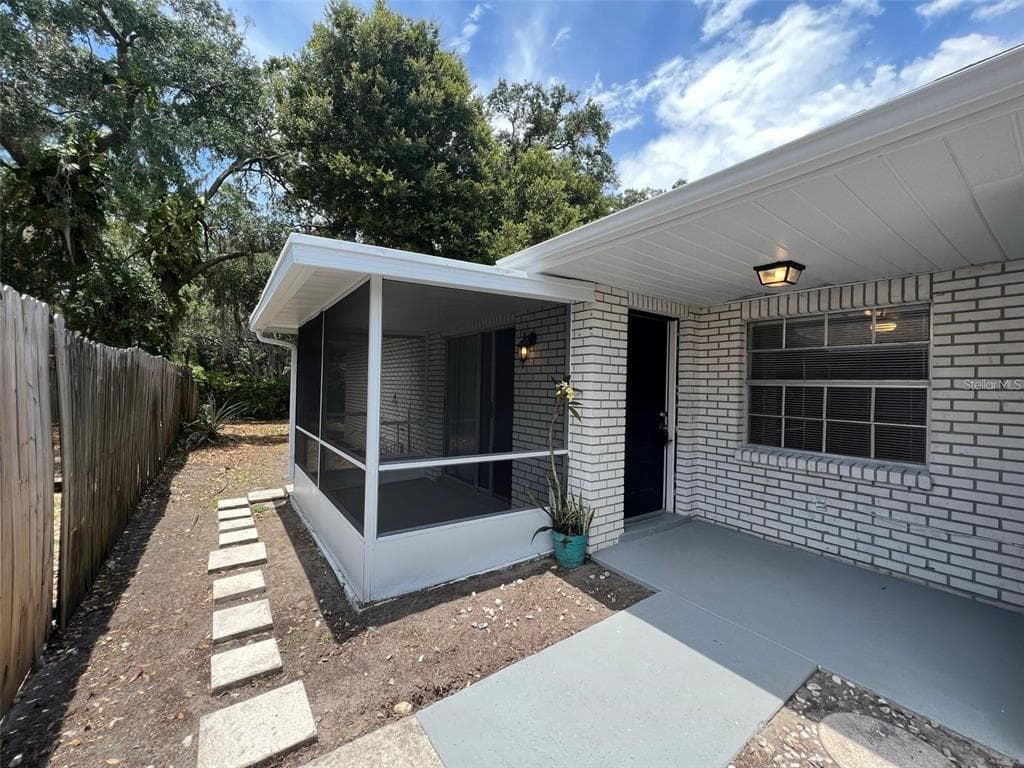 3151 BLOOMINGDALE VILLAS COURT BRANDON, FL 33511
