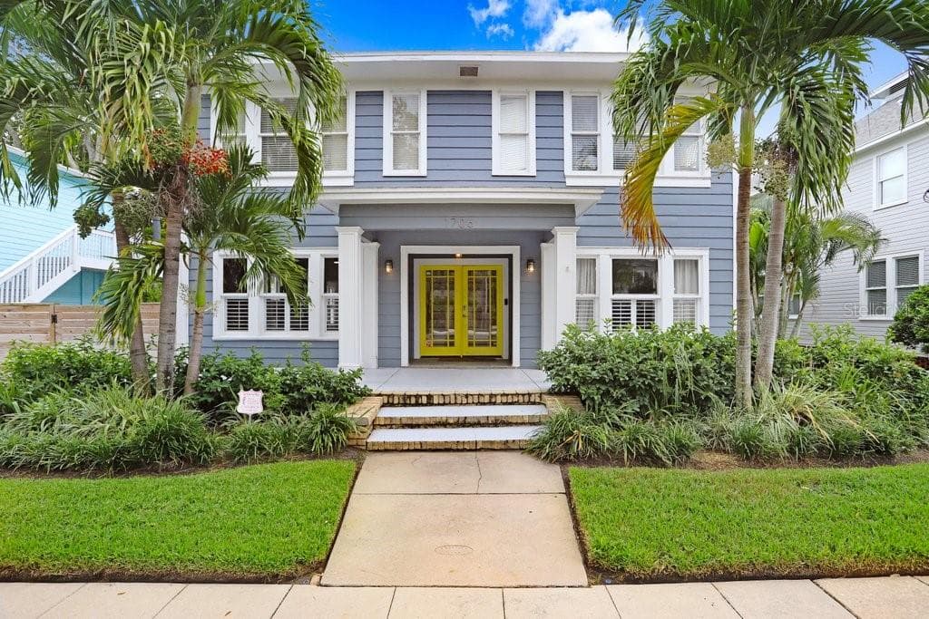 1706 W HILLS AVENUE TAMPA, FL 33606