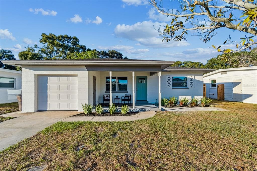 3717 31ST AVENUE N ST PETERSBURG, FL 33713