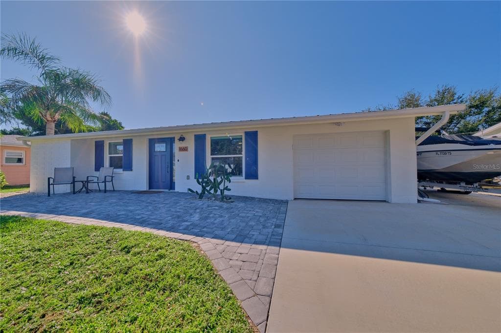 1660 LIVINGSTONE STREET SARASOTA, FL 34231