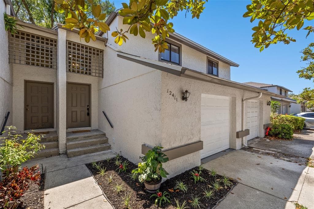 12411 TITUS COURT UNIT 12411 TAMPA, FL 33612