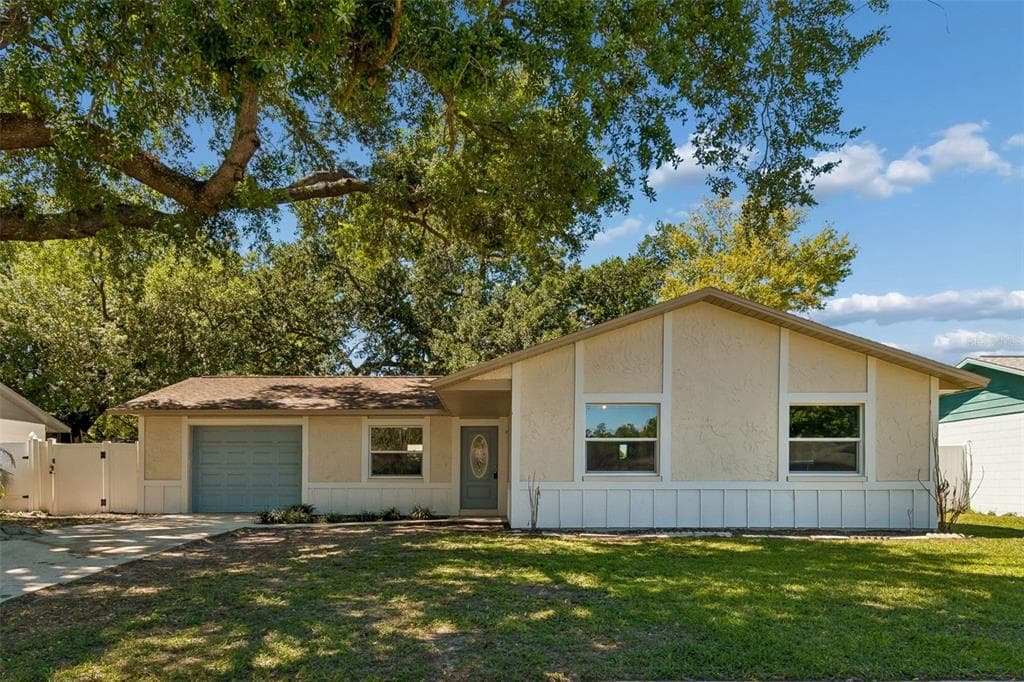 4028 TRUMAN DRIVE SEFFNER, FL 33584
