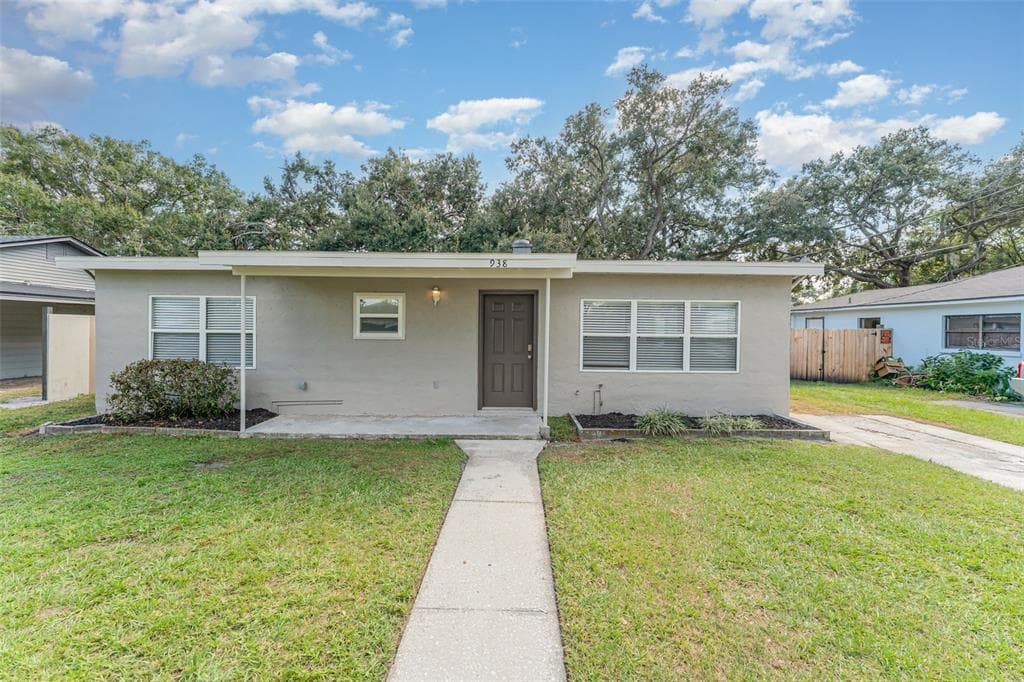 938 GOLDEN RULE COURT S LAKELAND, FL 33803