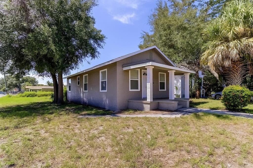 1800 12TH AVENUE S ST PETERSBURG, FL 33712