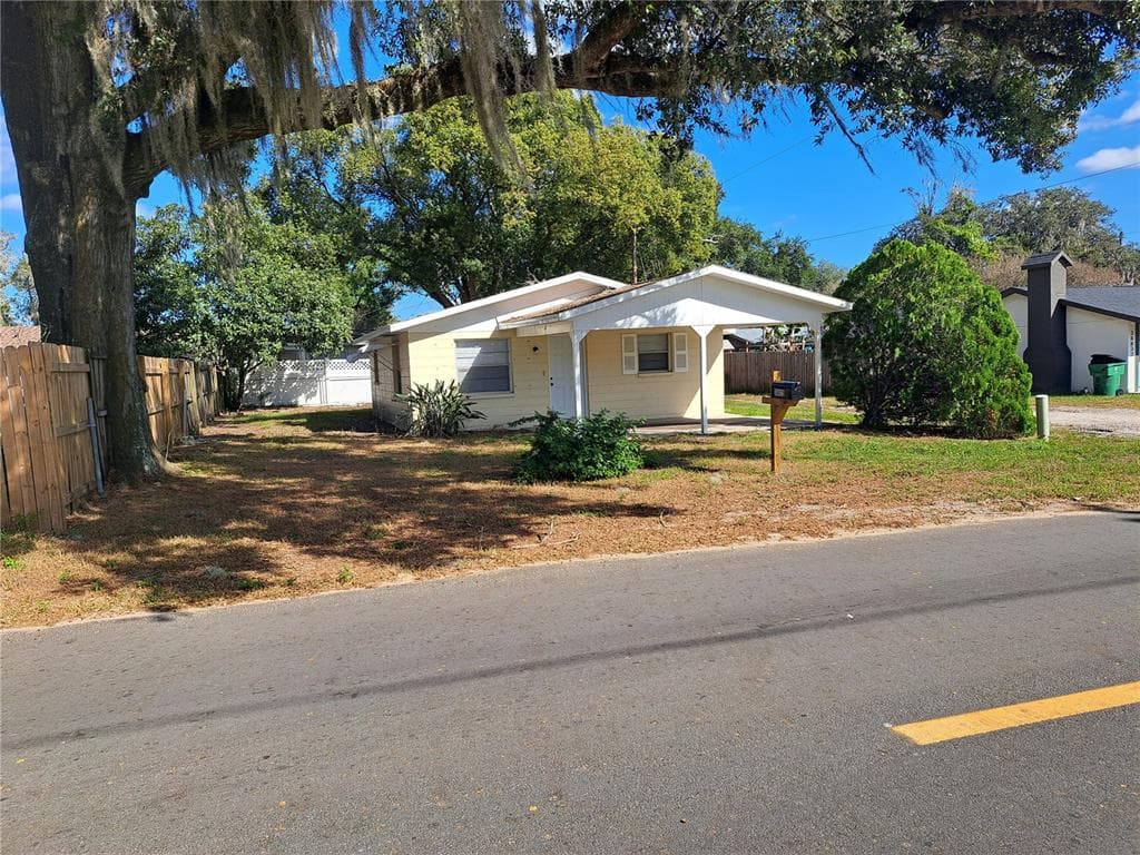38825 C AVENUE ZEPHYRHILLS, FL 33542