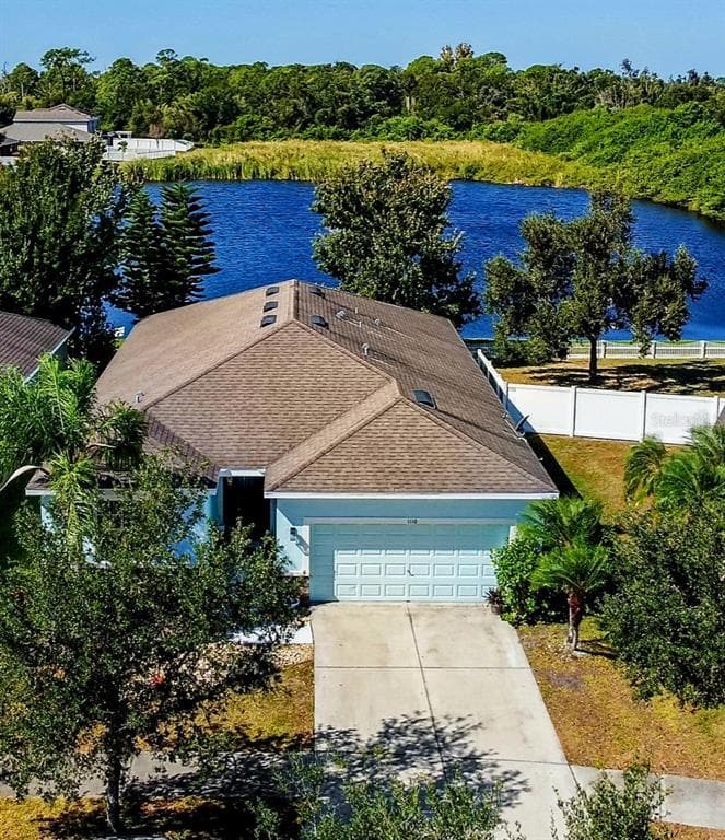 1110 LAUREN MANOR LOOP