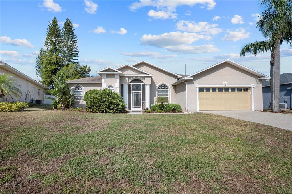2276 COLONY CLUB DRIVE LAKELAND, FL 33813