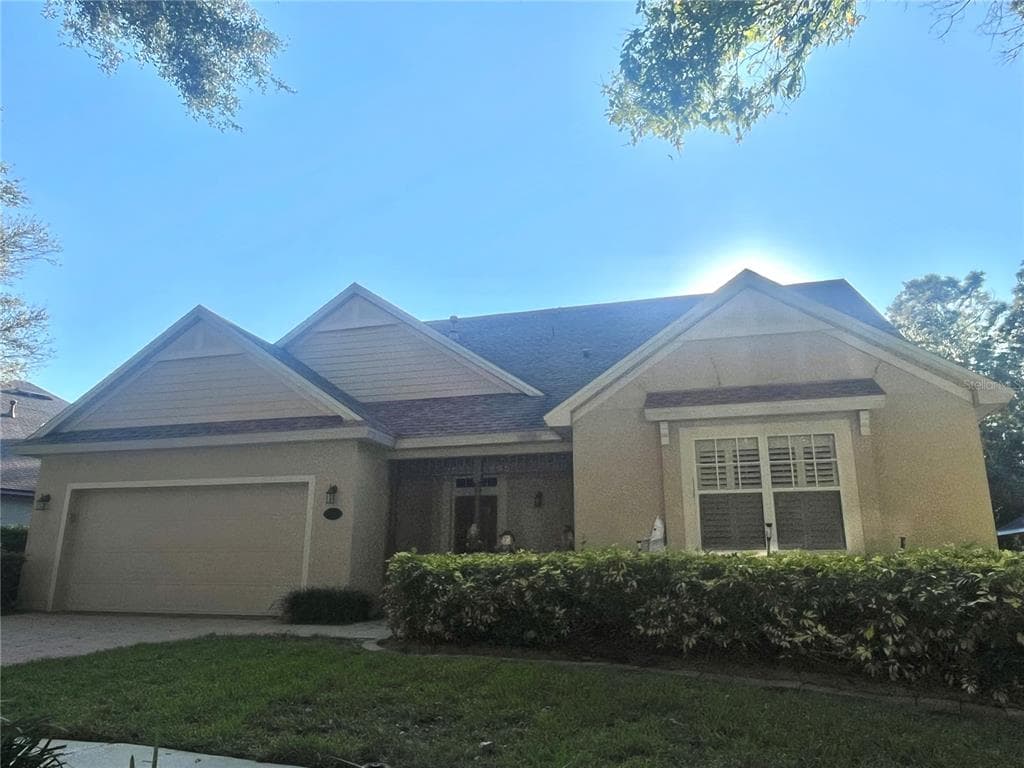 402 VICTORIA HILLS DRIVE DELAND, FL 32724