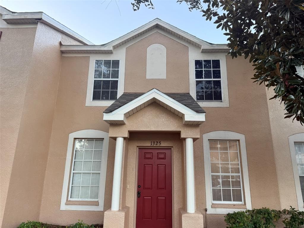 1325 LYONSHIRE DRIVE WESLEY CHAPEL, FL 33543