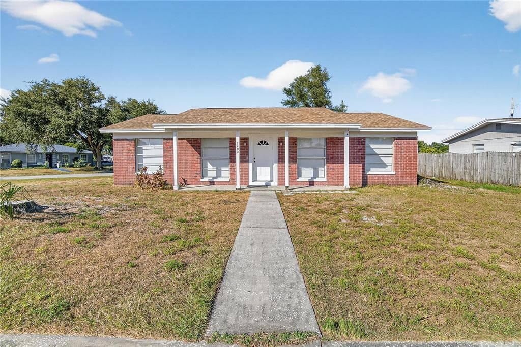 7402 ARIPEKA DRIVE TAMPA, FL 33619