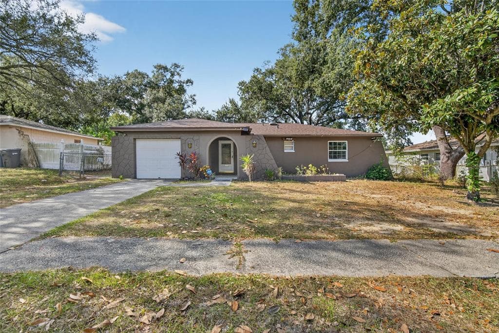 604 INNERGARY PLACE VALRICO, FL 33594
